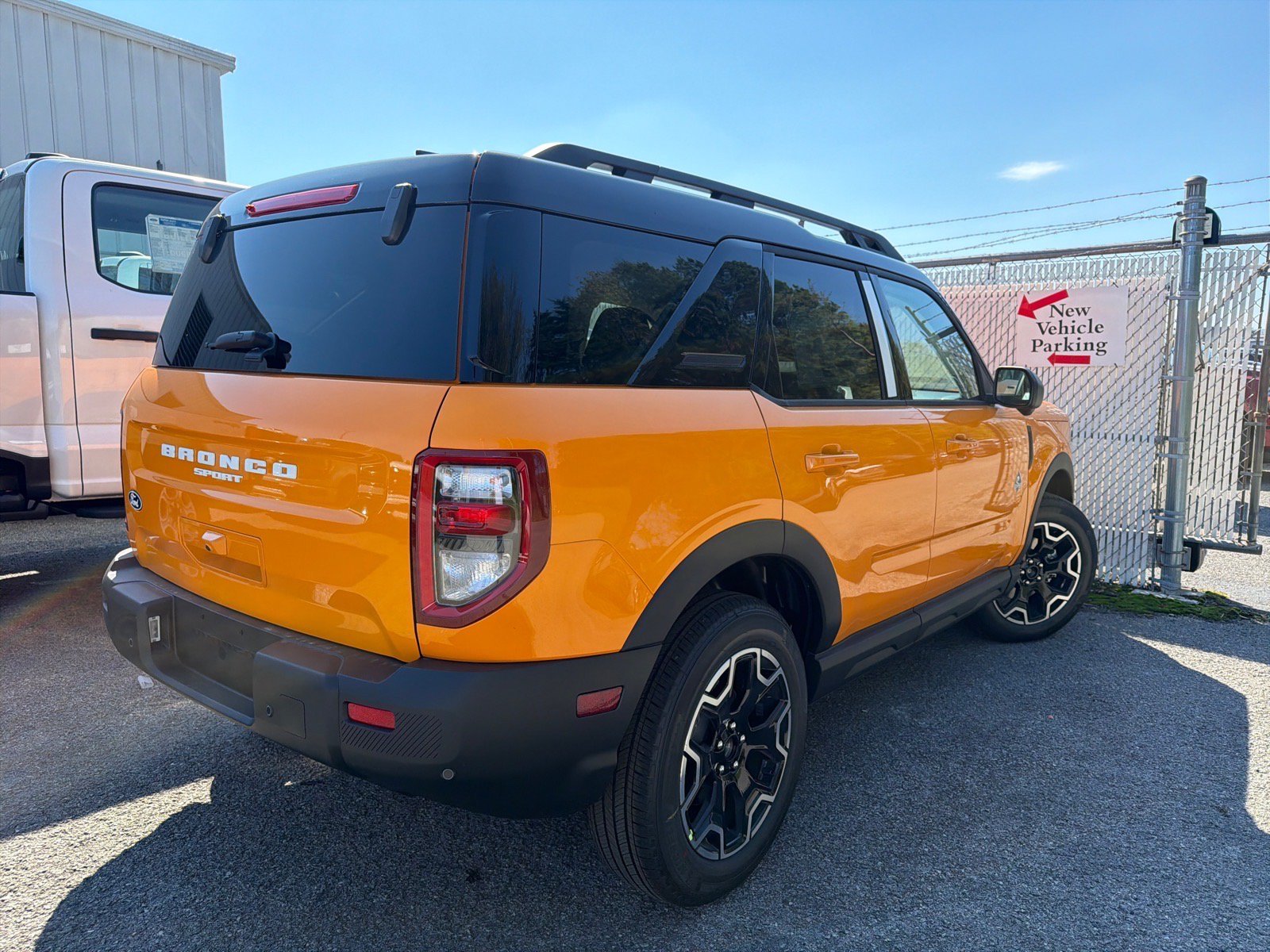 New 2026 Orange Fury Metallic Tri-Coat Ford Outer Banks® image 4