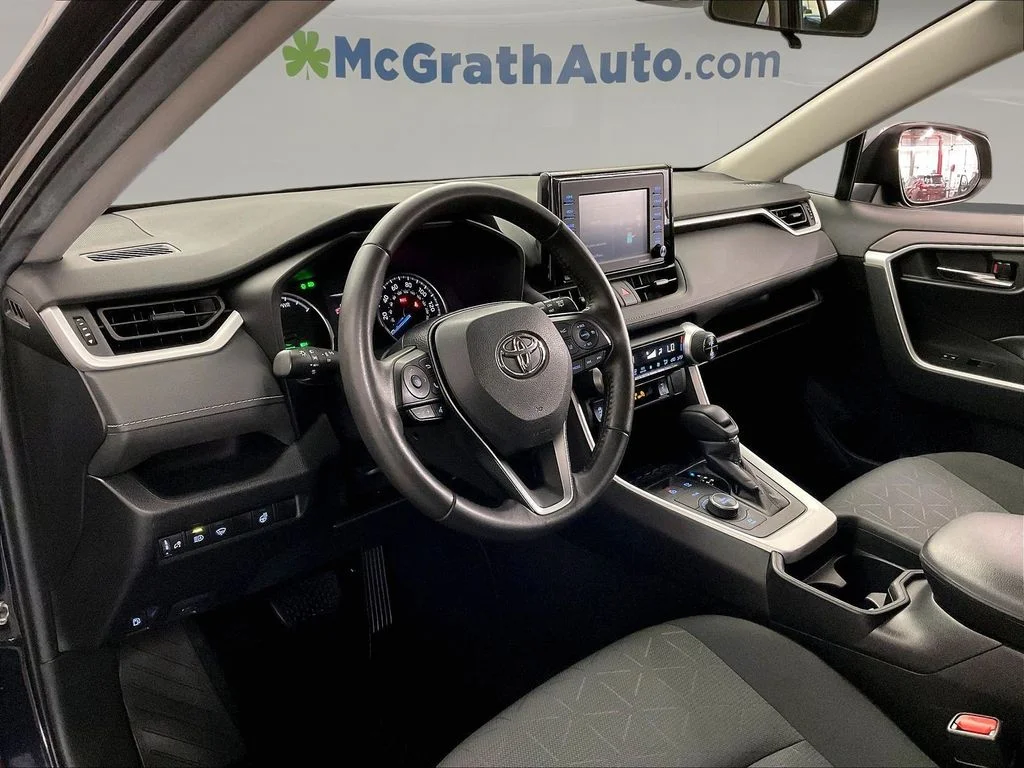 Used 2021 Blue Toyota XLE image 17