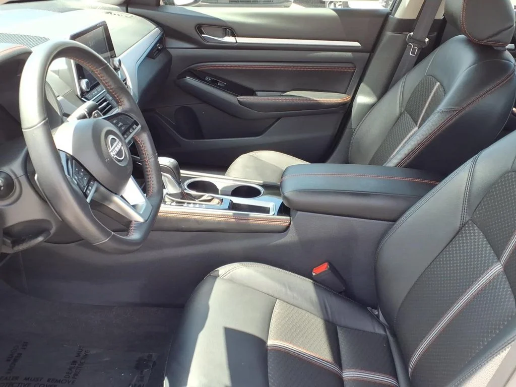 Used 2023 Black Nissan 2.5 SR image 14