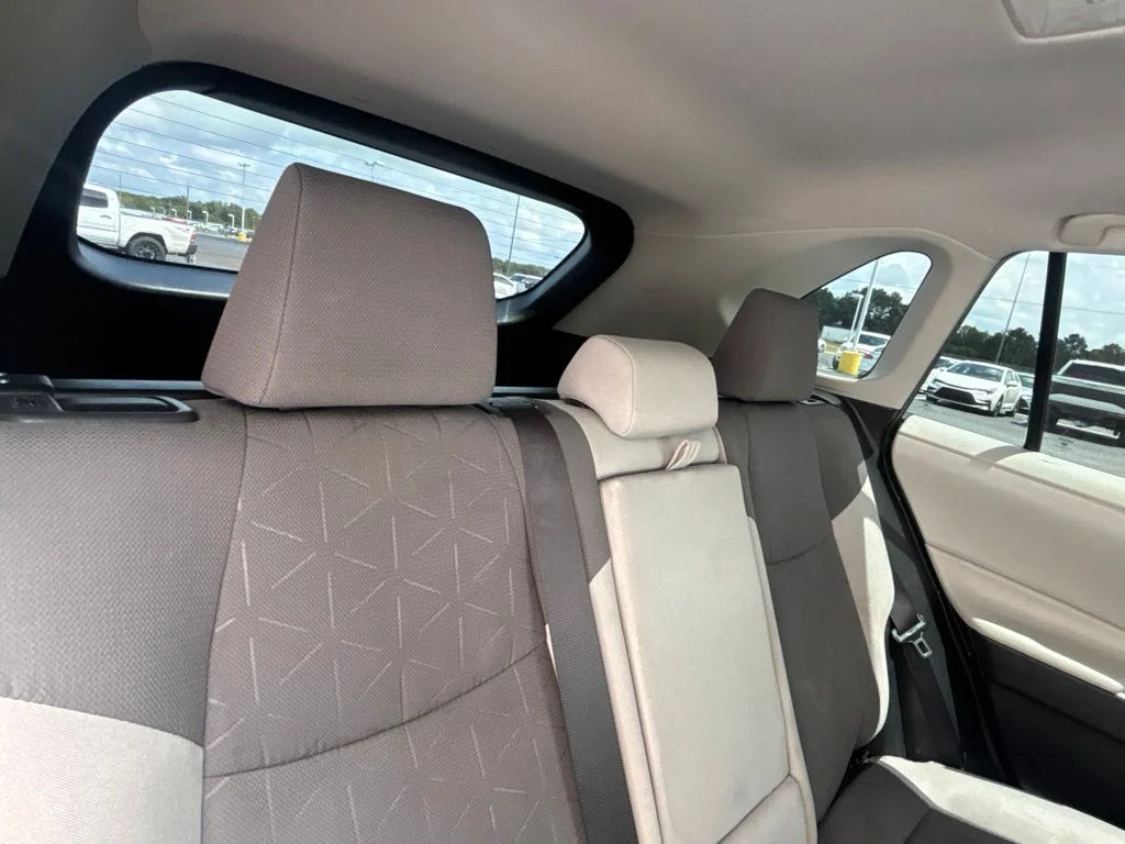 Used 2019 Gray Toyota XLE image 27