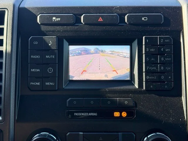 Used 2018 White Ford XL image 19