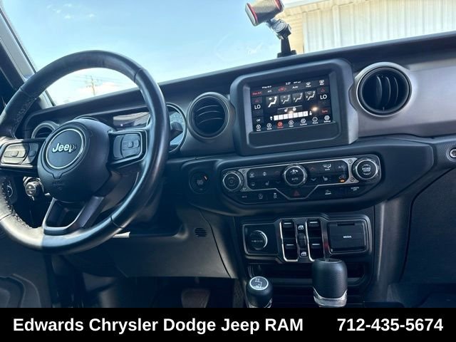 Used 2021 Black Jeep Sport image 22