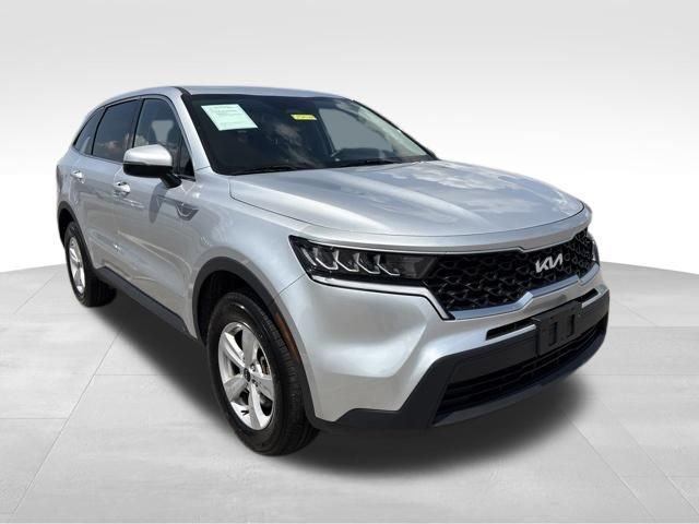 2022 Kia Sorento LX AT 4WD's photo