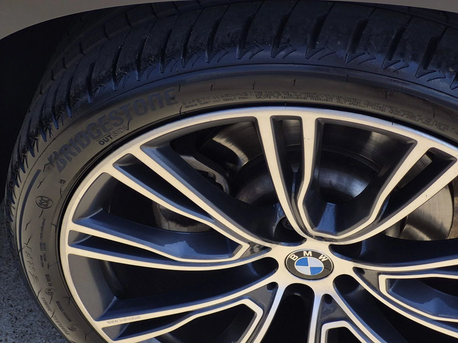 Certified Used 2024 Alpine White BMW xDrive30i image 7