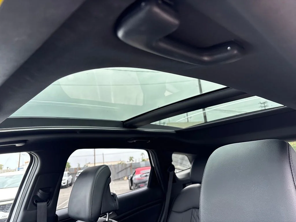 Used 2023 Glacial White Pearl Kia X-Line image 16