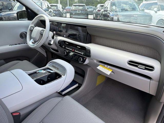 New 2027 Blue Hyundai SE FWD image 15
