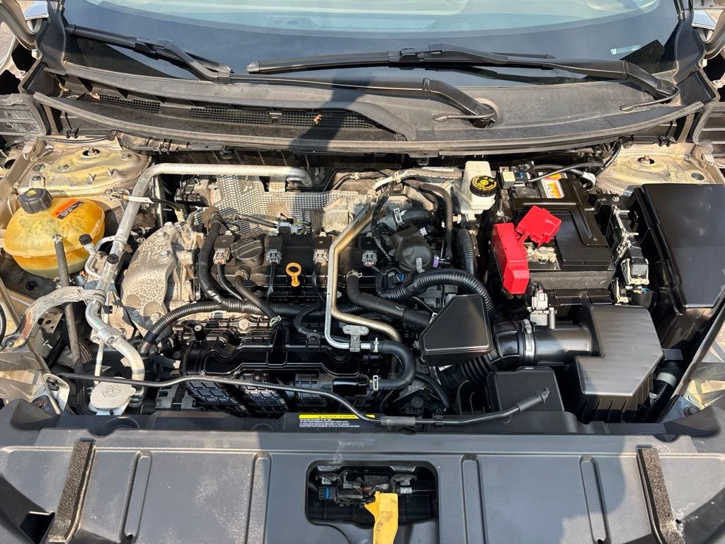 Used 2021 Gold Nissan SL image 13
