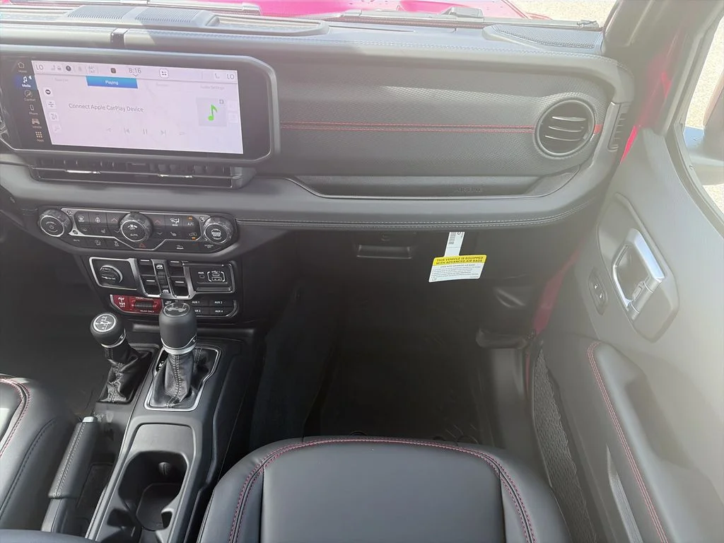 New 2026 Tuscadero Pearlcoat Jeep Rubicon image 16