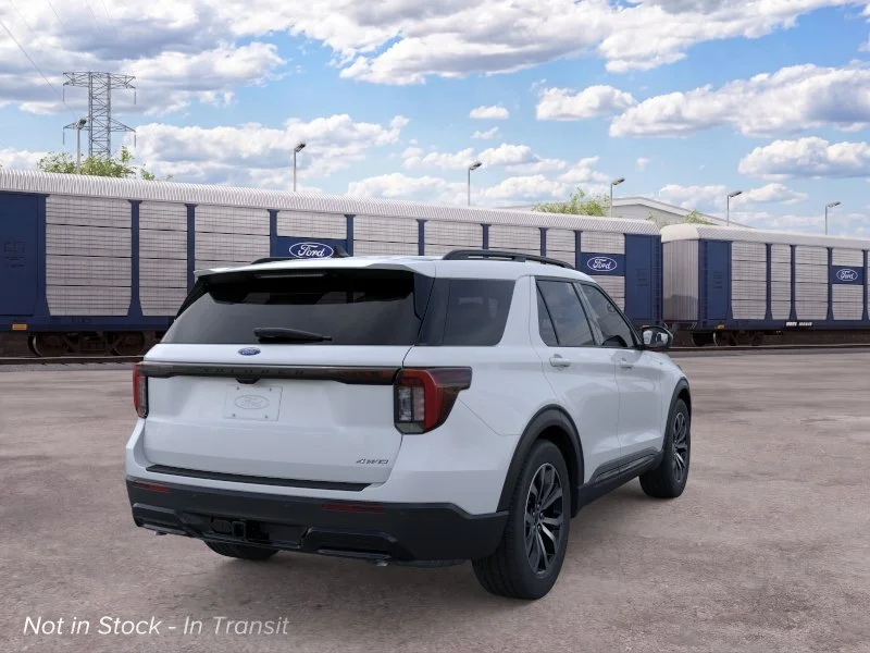 New 2026 Space White Metallic Ford ST-Line image 8