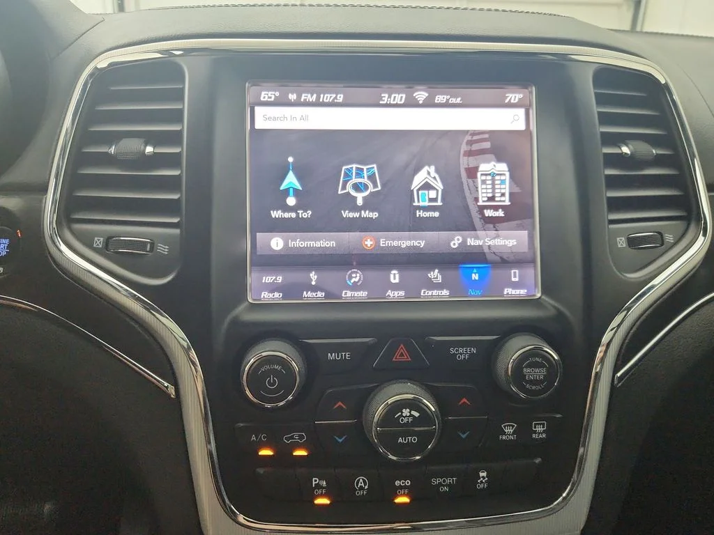 Certified Used 2018 Gray Jeep Limited image 29