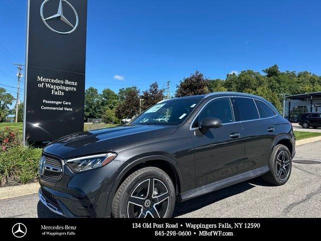 New 2026 Graphite Grey Metallic Mercedes-Benz GLC 300 image 38