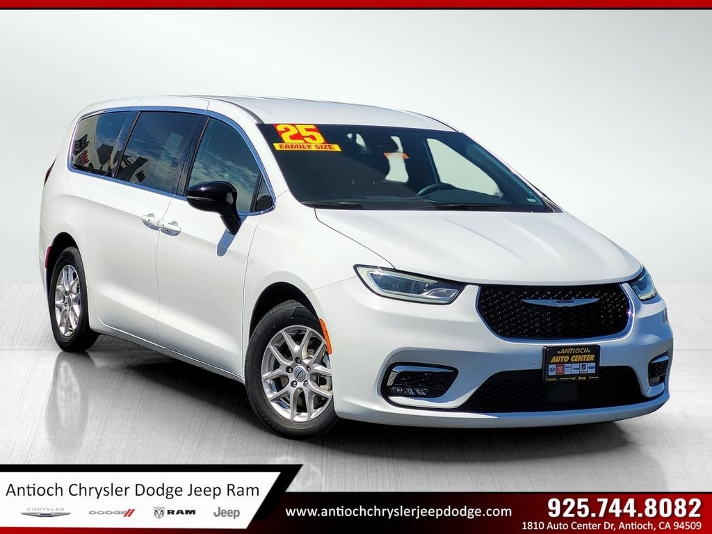 2025 Chrysler Pacifica