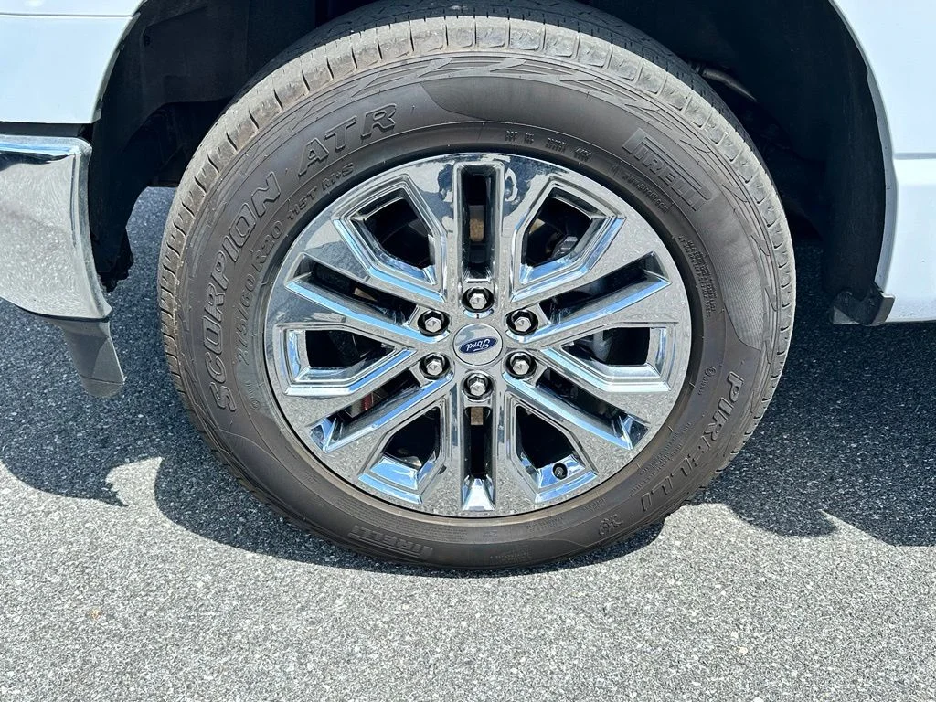 Certified Used 2025 White Ford XLT image 10