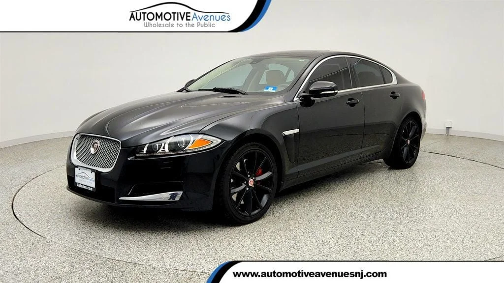 2015 Jaguar XF's photo