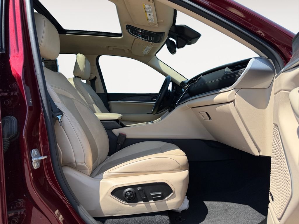 Used 2021 Red Jeep Limited image 15