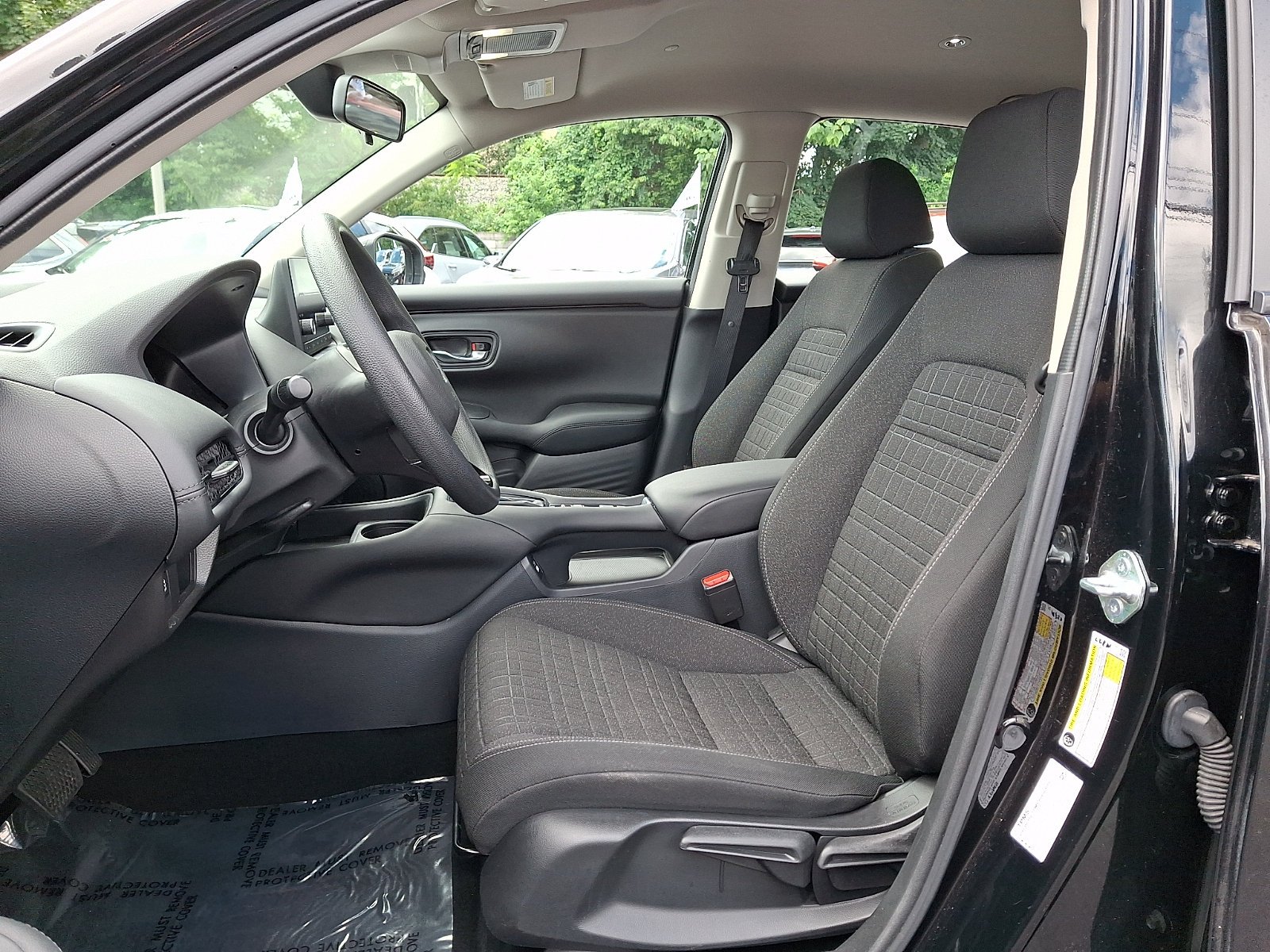 2023 Honda HR-V LX - Photo 12