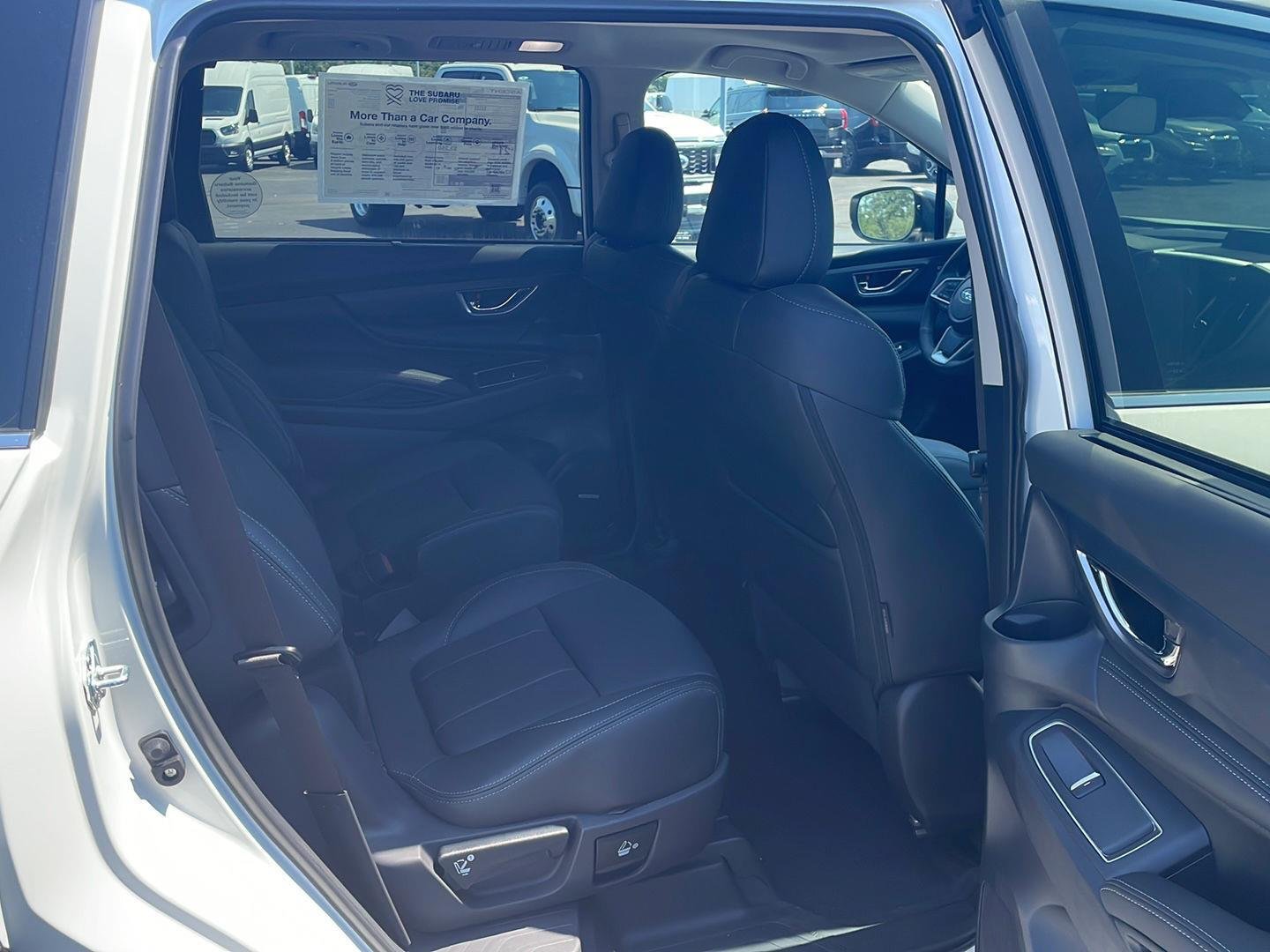 New 2026 CRYSTAL WHITE PEARL Subaru Limited 7-Passenger image 27