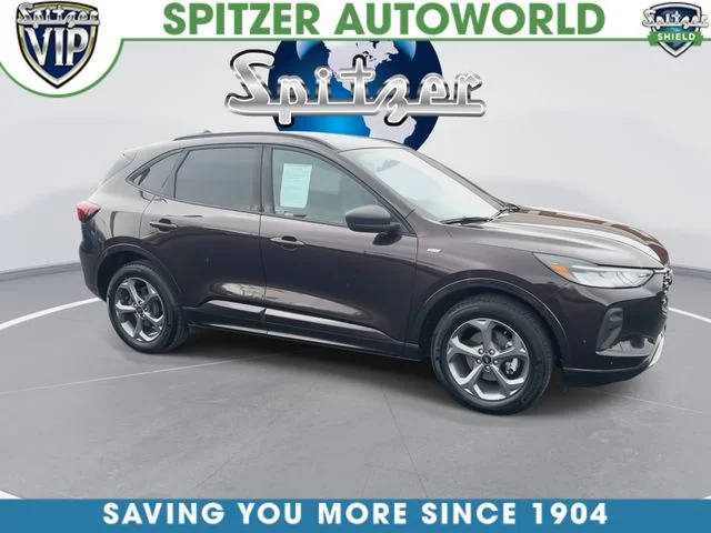 Used 2023 Red Ford ST-Line image 2
