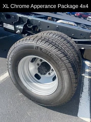 2026 Ford F-350 Super Duty Chassis Cab XL - Photo 6