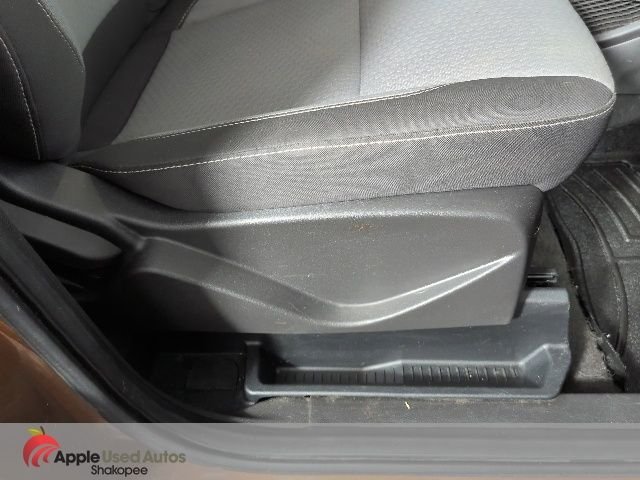 Used 2017 Red Ford SE image 40