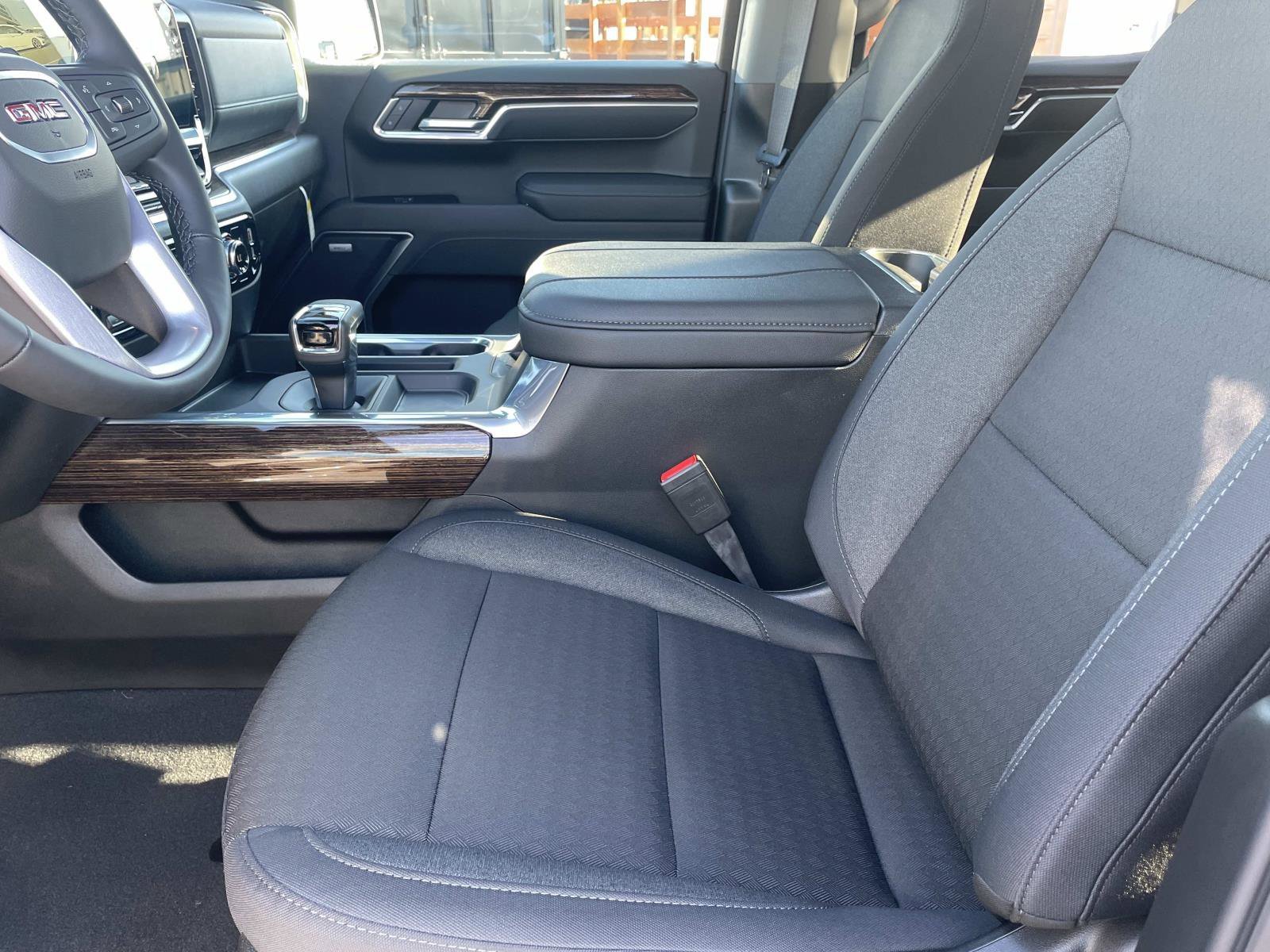2026 GMC Sierra 1500 Elevation - Photo 23