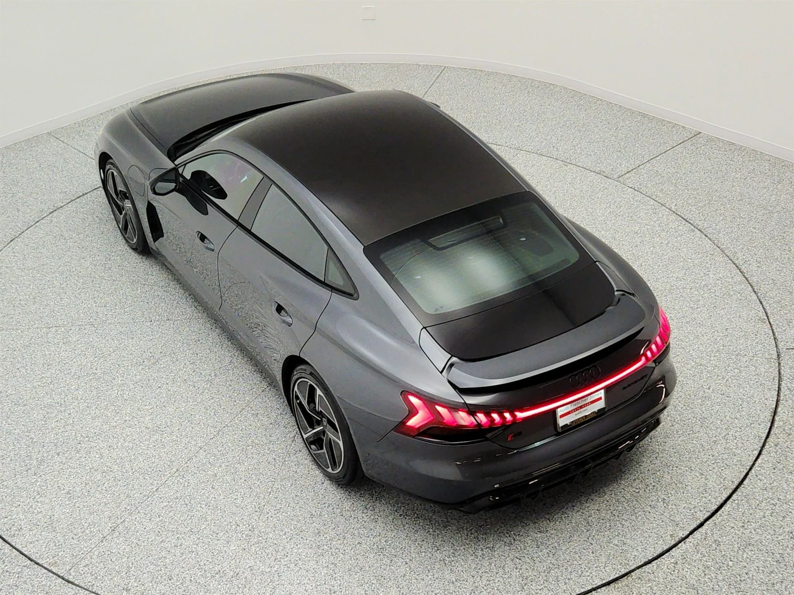 Used 2024 Daytona Gray Pearl Effect Audi quattro image 22