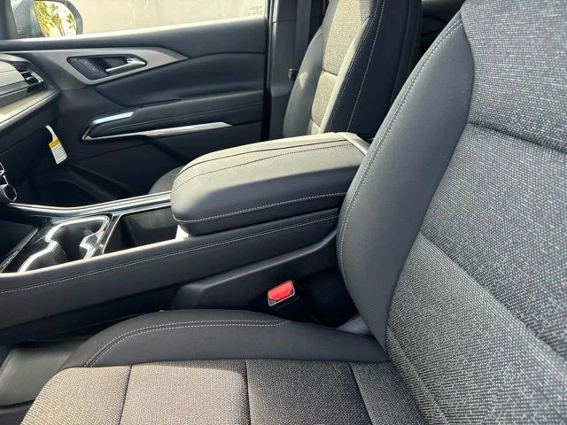 New 2027 Gray Chevrolet LT image 15