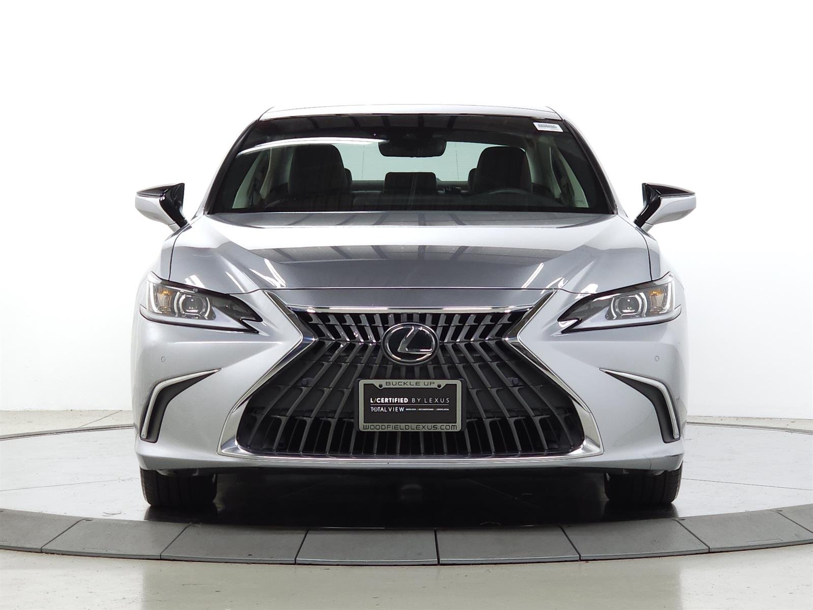 Certified Used 2023 Iridium 1l2 Lexus Luxury image 2