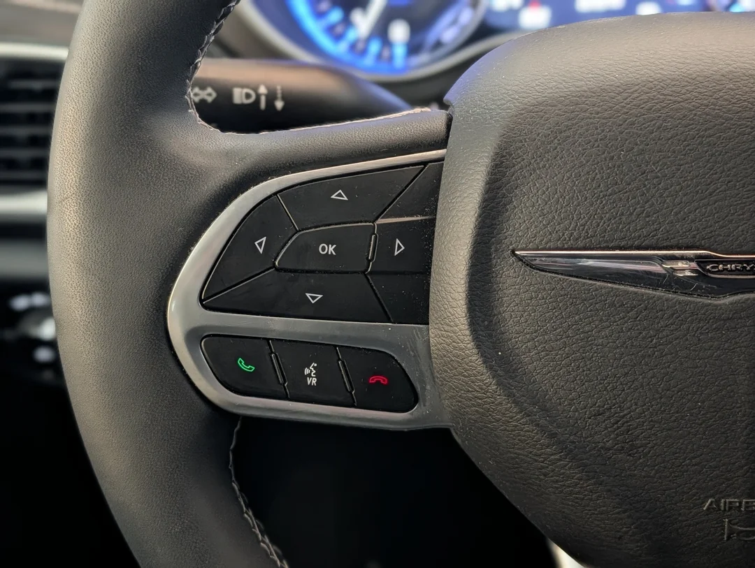 Certified Used 2025 Black Chrysler Select - Safety Sphere- 360 Camera - Caprice Leather - Power Doors - Liftgate & More! image 17