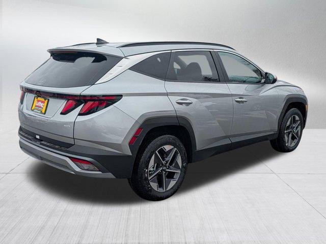 New 2026 Shimmering Silver Hyundai SEL image 4