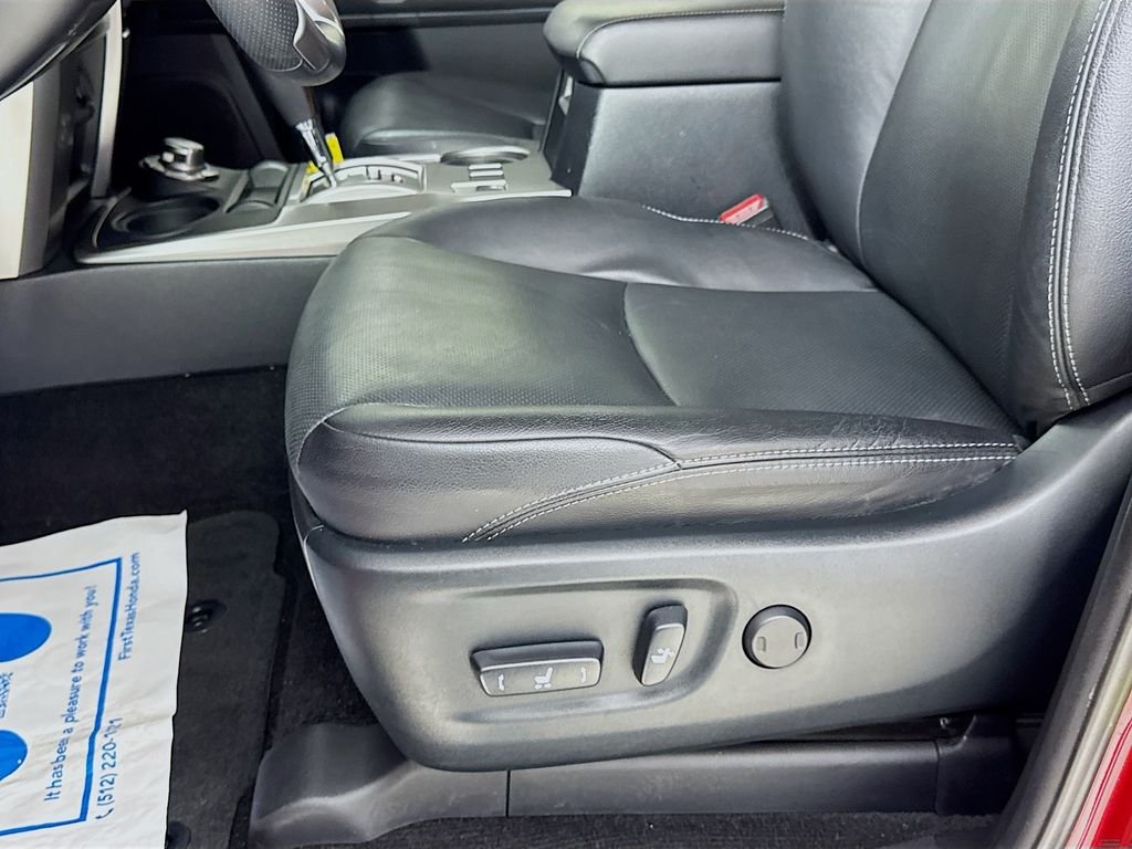 Used 2022 Barcelona Red Metallic Toyota Limited image 24