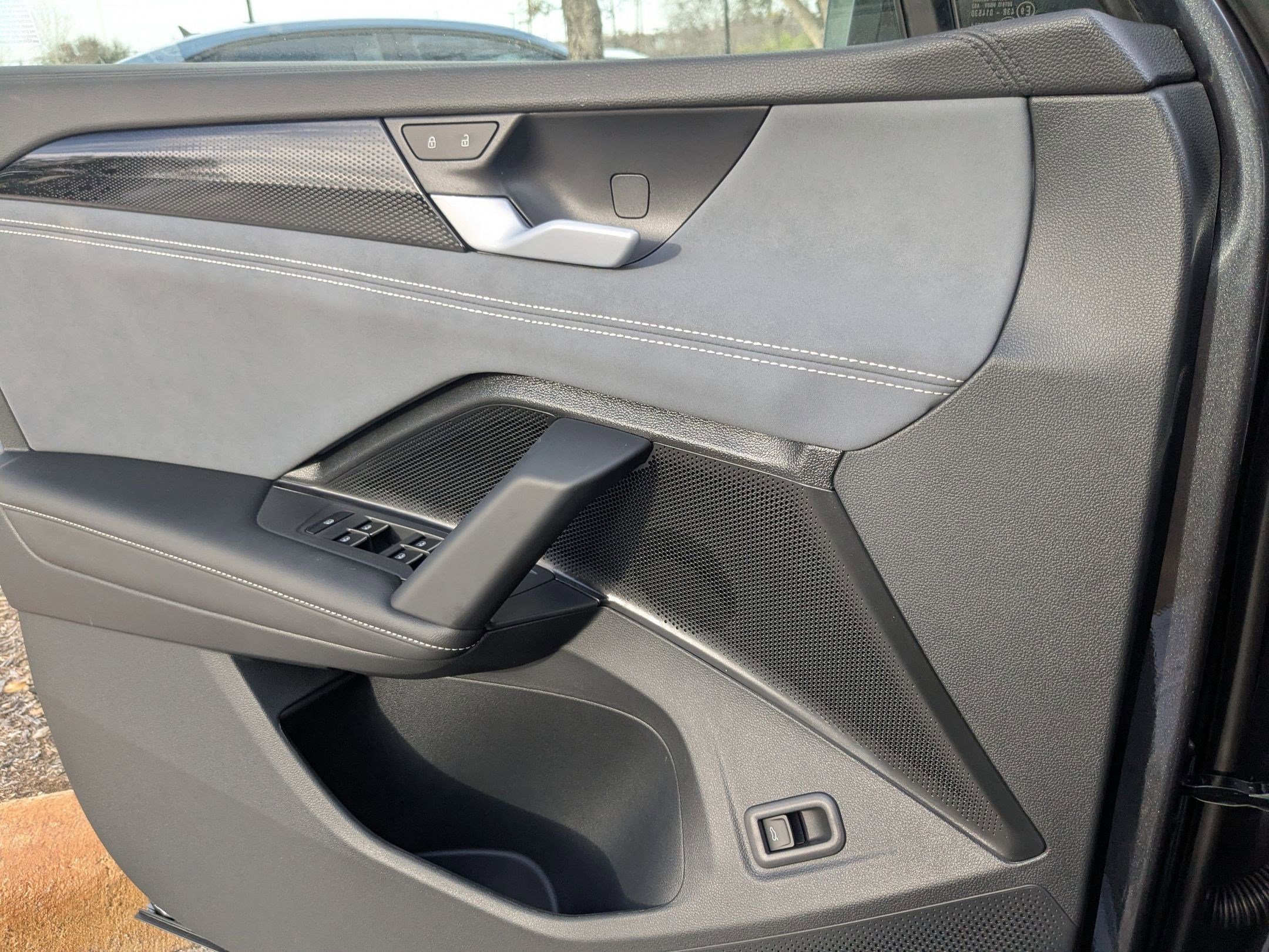 New 2026 Platinum Gray Metallic Volkswagen SE R-Line Black image 8