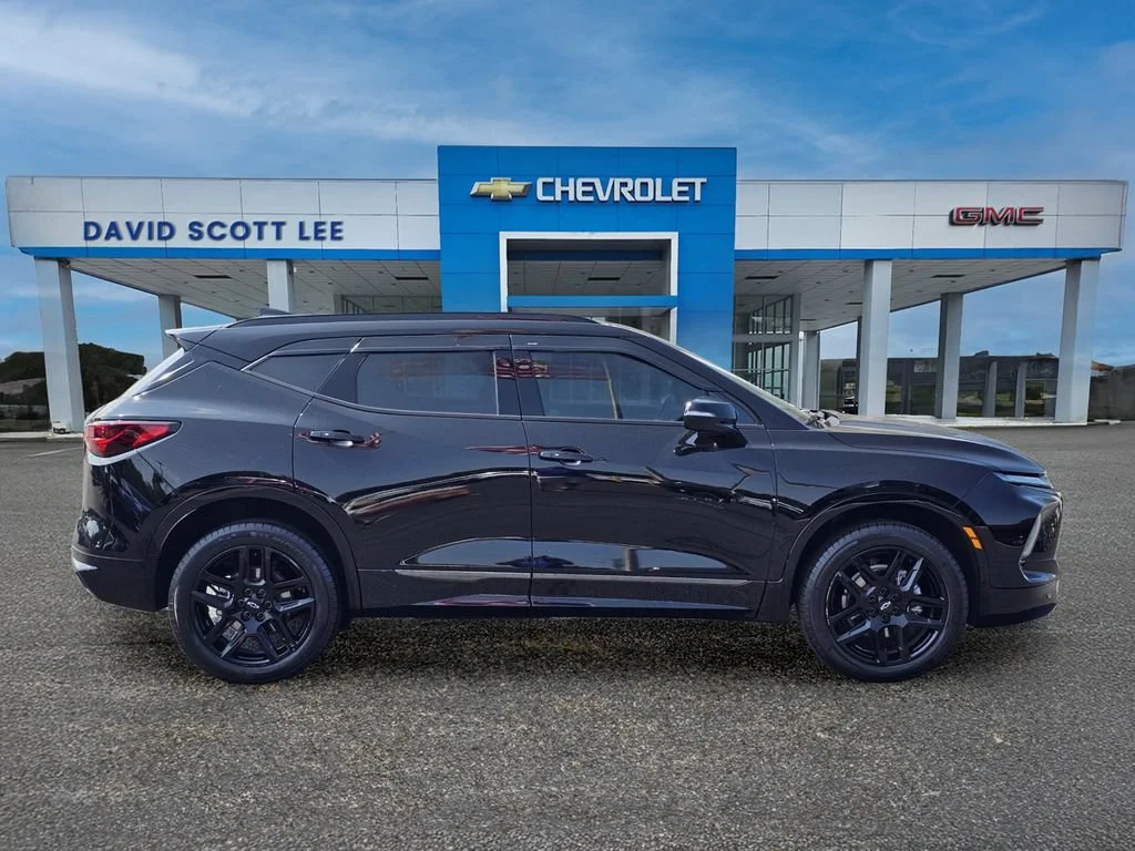Used 2024 Black Chevrolet RS image 7