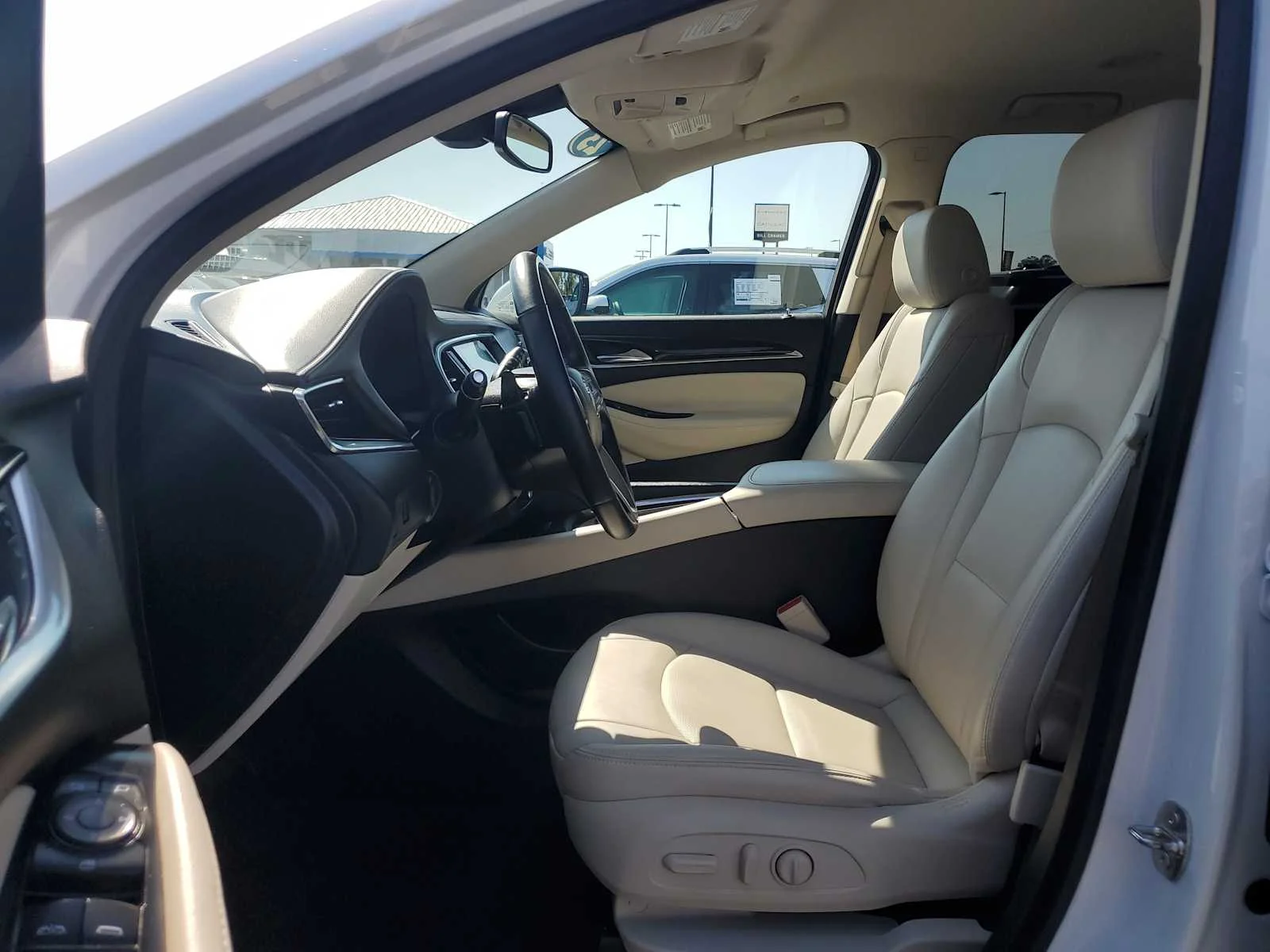 Used 2023 Summit White Buick Essence image 15