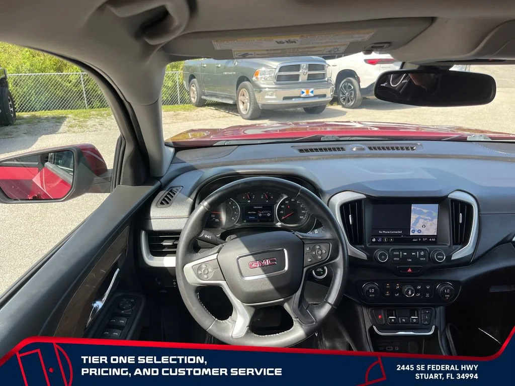 Used 2018 RED QUARTZ TINTCOAT GMC SLE image 13