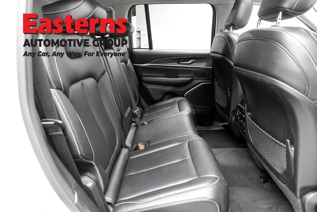 Used 2023 White Jeep 4xe image 25