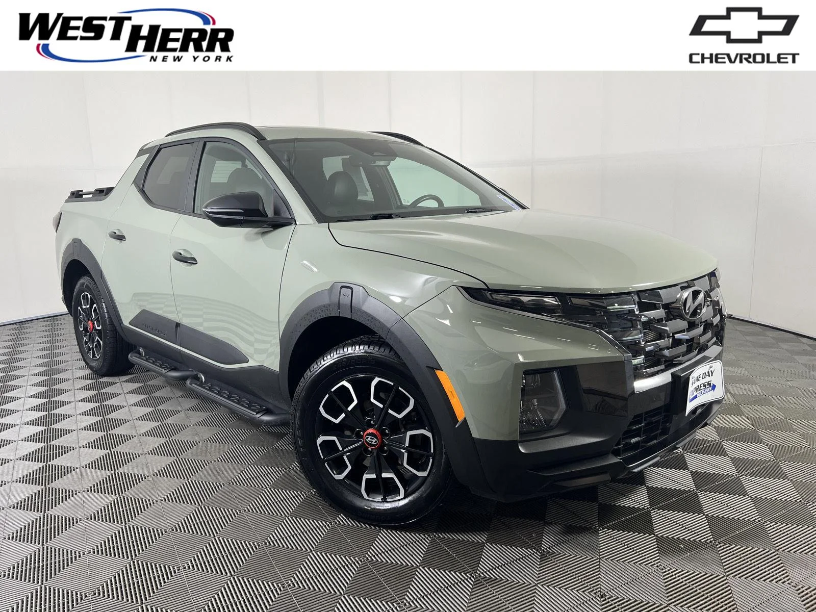 Used 2024 Gy Hyundai XRT image 1