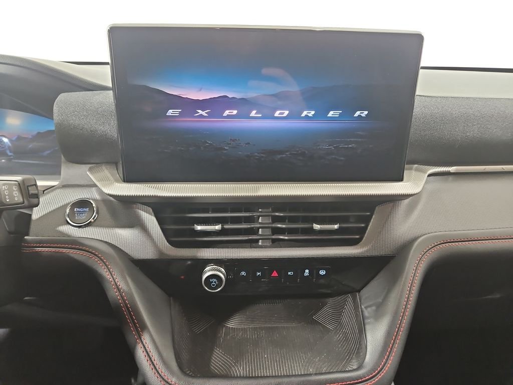 2025 Ford Explorer ST-LINE - Photo 19