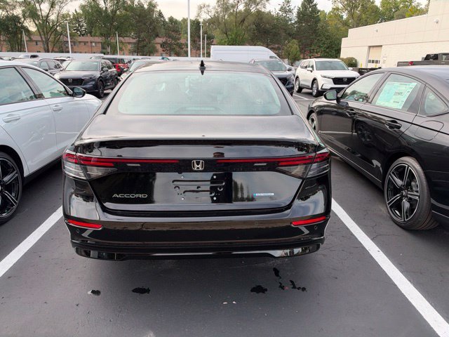 New 2026 Crystal Black Pearl Honda EX-L image 7