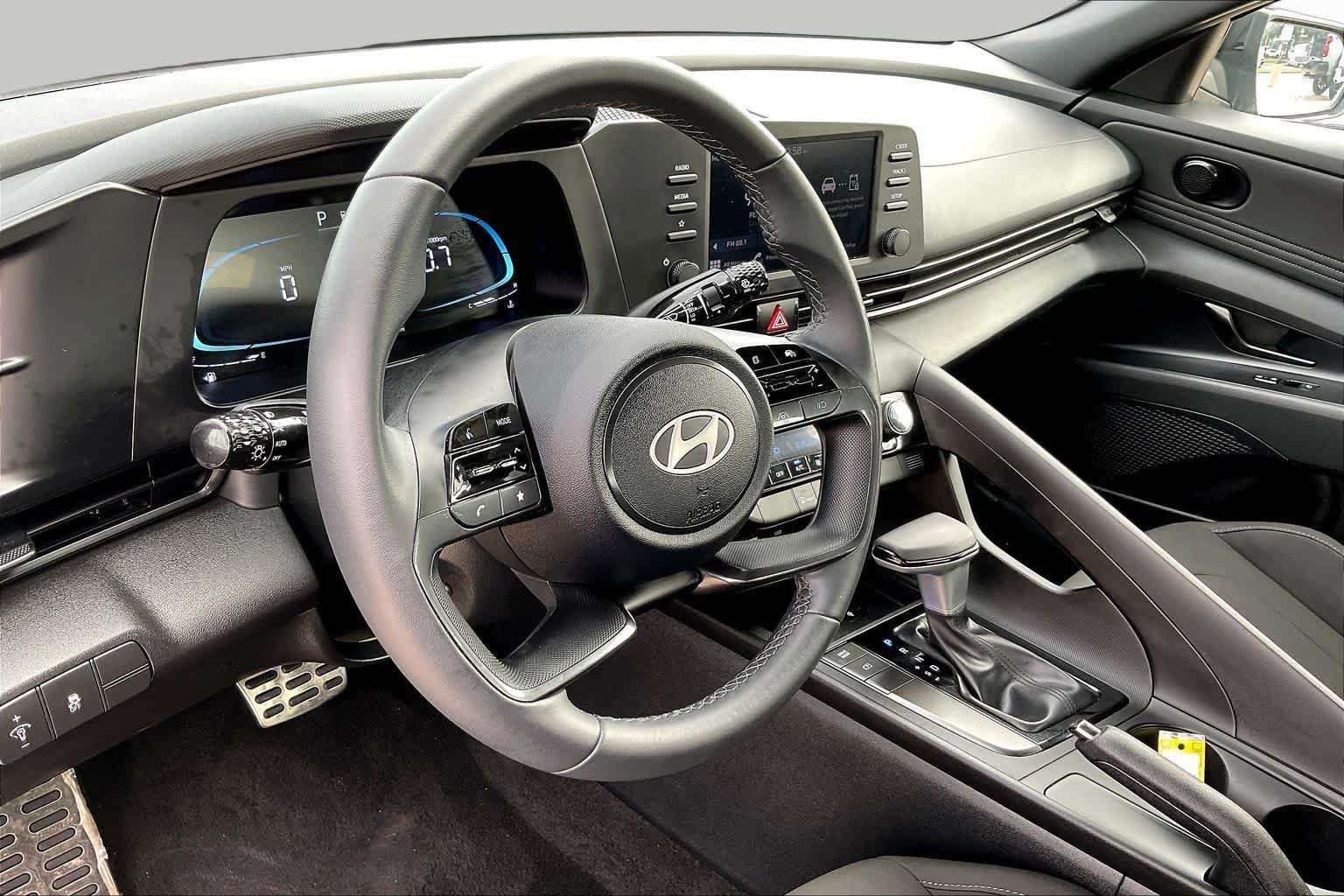Used 2026 Ecotronic Gray Hyundai SEL Sport image 17