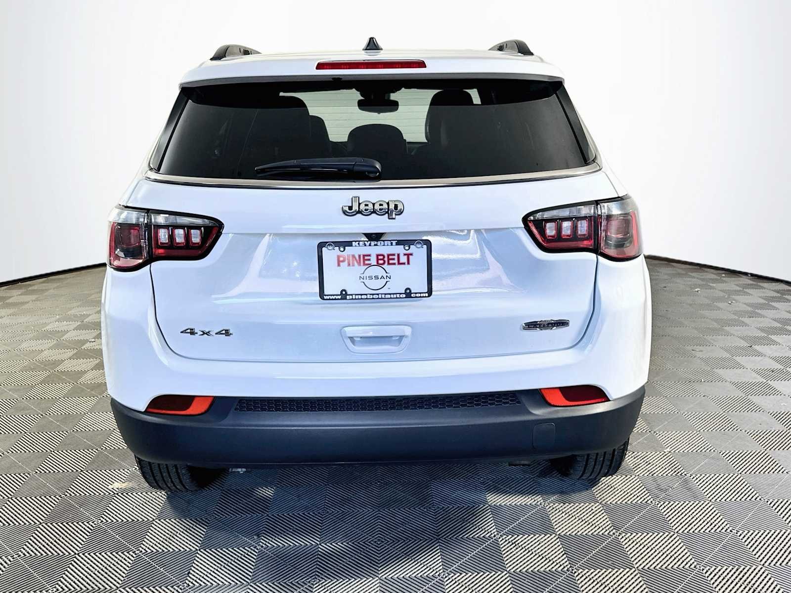 Used 2024 Bright White Clearcoat Jeep Latitude image 5