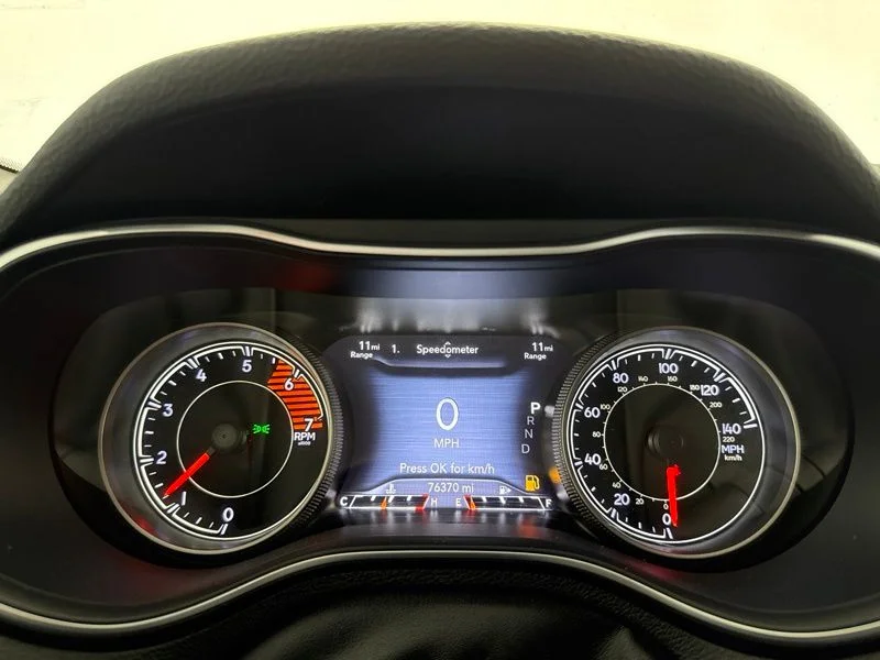 Used 2019 Black Jeep Limited image 28
