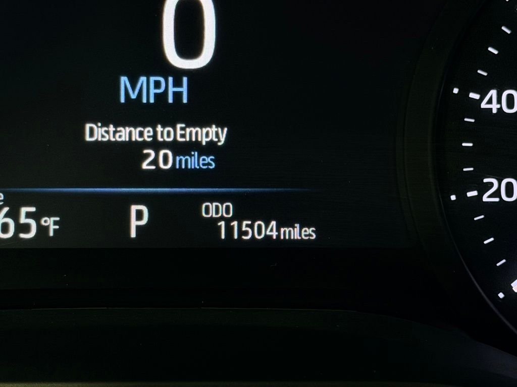 Certified Used 2025  Toyota XLE image 14