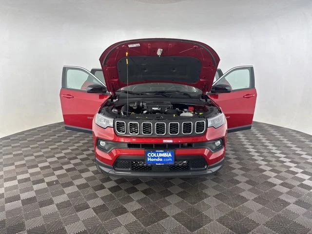Used 2025 Red Jeep Latitude image 14