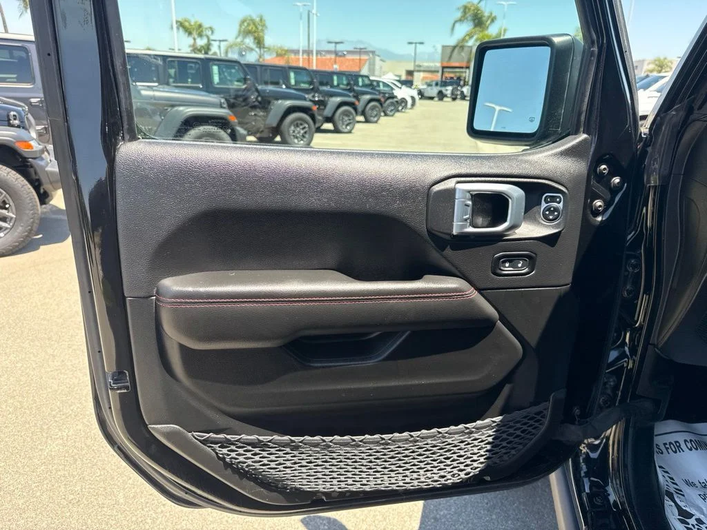 Used 2022 Black Jeep Rubicon image 13