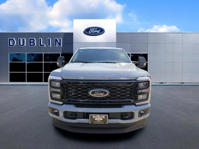 New 2026 Glacier Gray Metallic Tri-Coat Ford F-250® Lariat® image 2