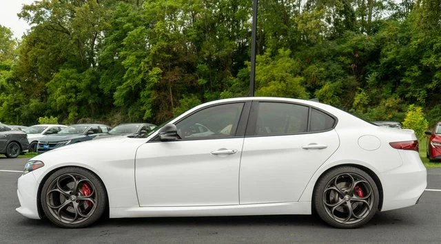 Used 2021 White Alfa Romeo Ti Sport image 11