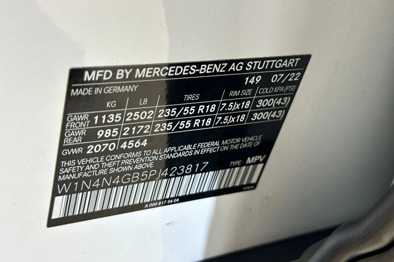 Used 2023 Polar White Mercedes-Benz GLA 250 image 28