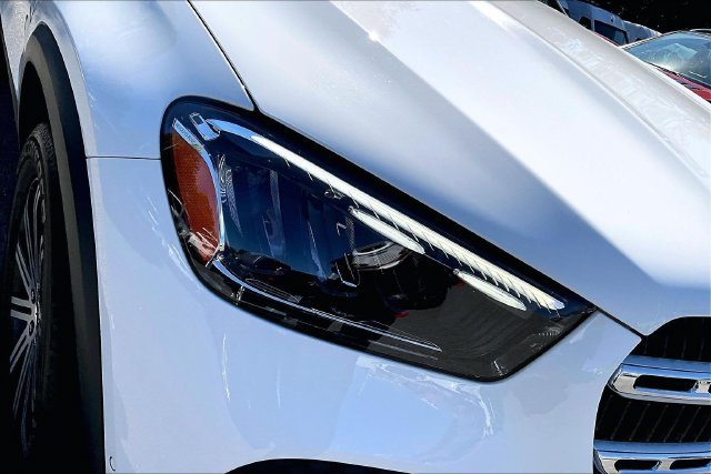 Certified Used 2024 White Mercedes-Benz GLE 350 image 24