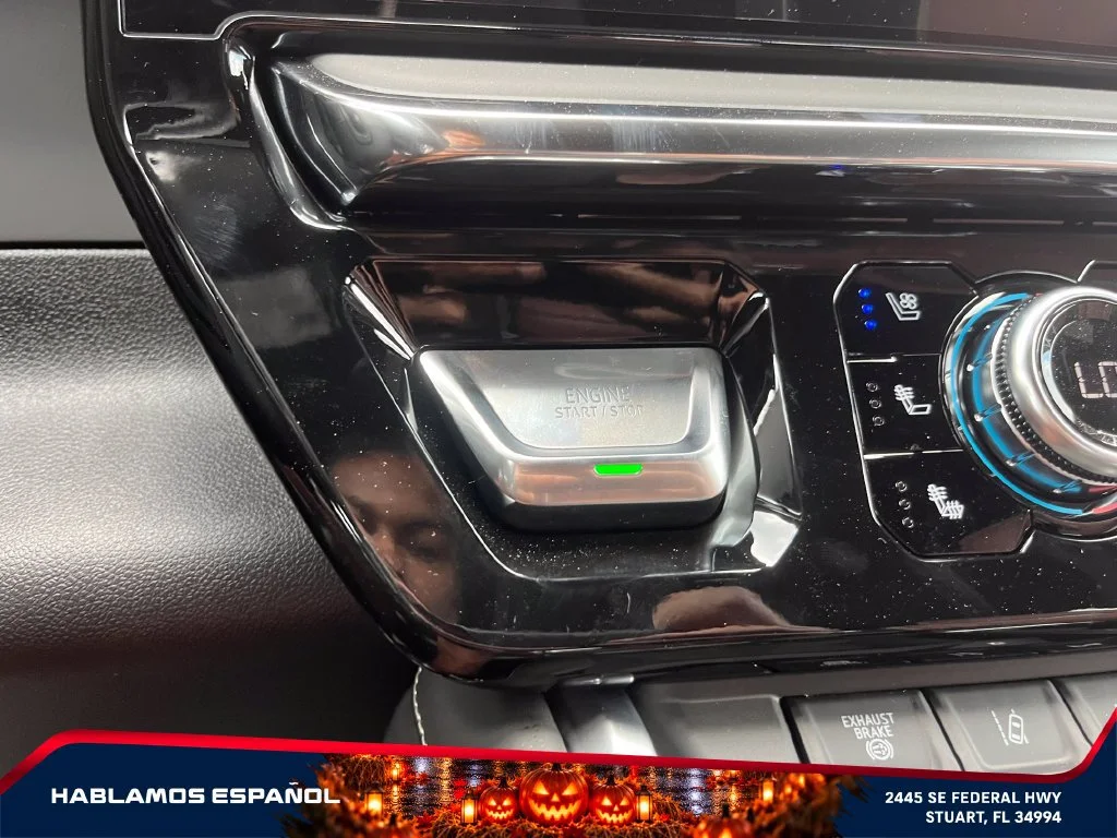 New 2026 Glacier White Tricoat GMC Denali Ultimate image 28